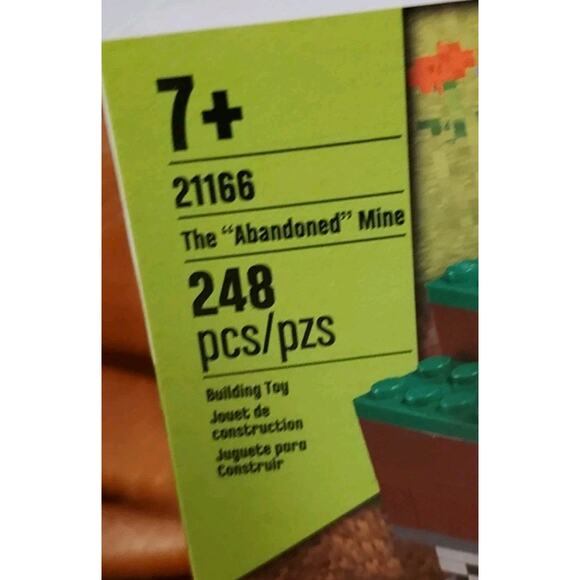 248 Piece Lego Minecraft 21166 The Abandoned Mine Building Block Set Sealed - Picture 9 of 10
